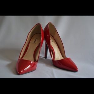 Red heels, US 7.5
